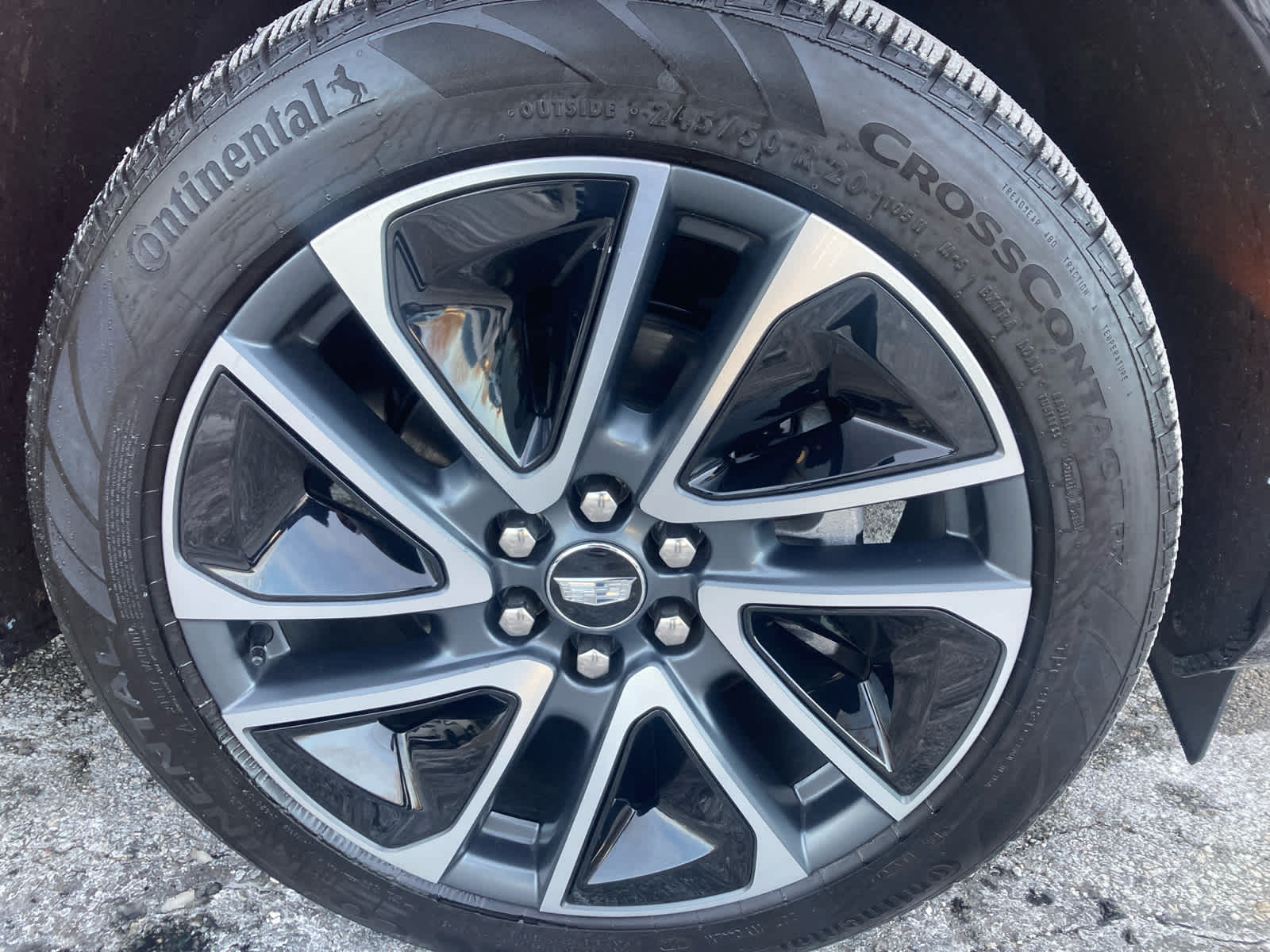 2025 Cadillac OPTIQ Sport 1