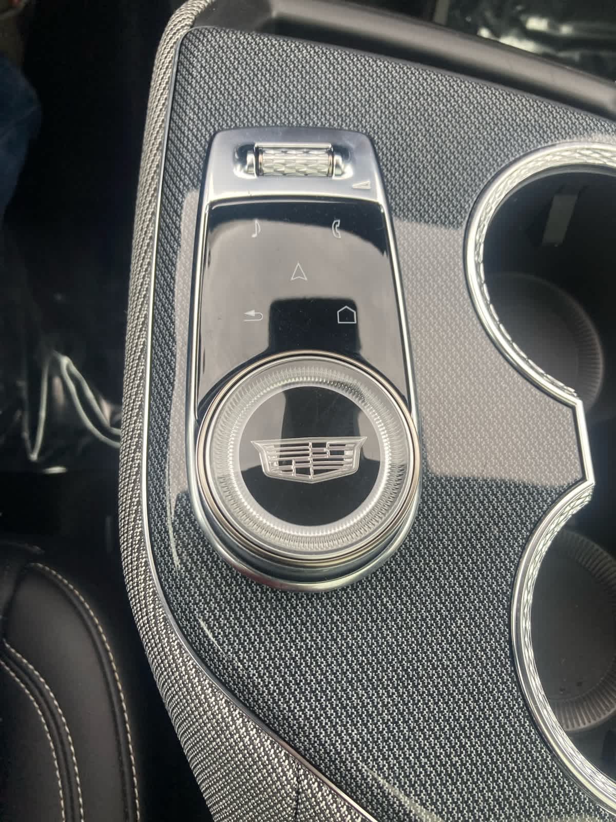 2025 Cadillac OPTIQ Sport 2