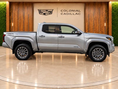 2024 Toyota Tacoma 4WD SR5