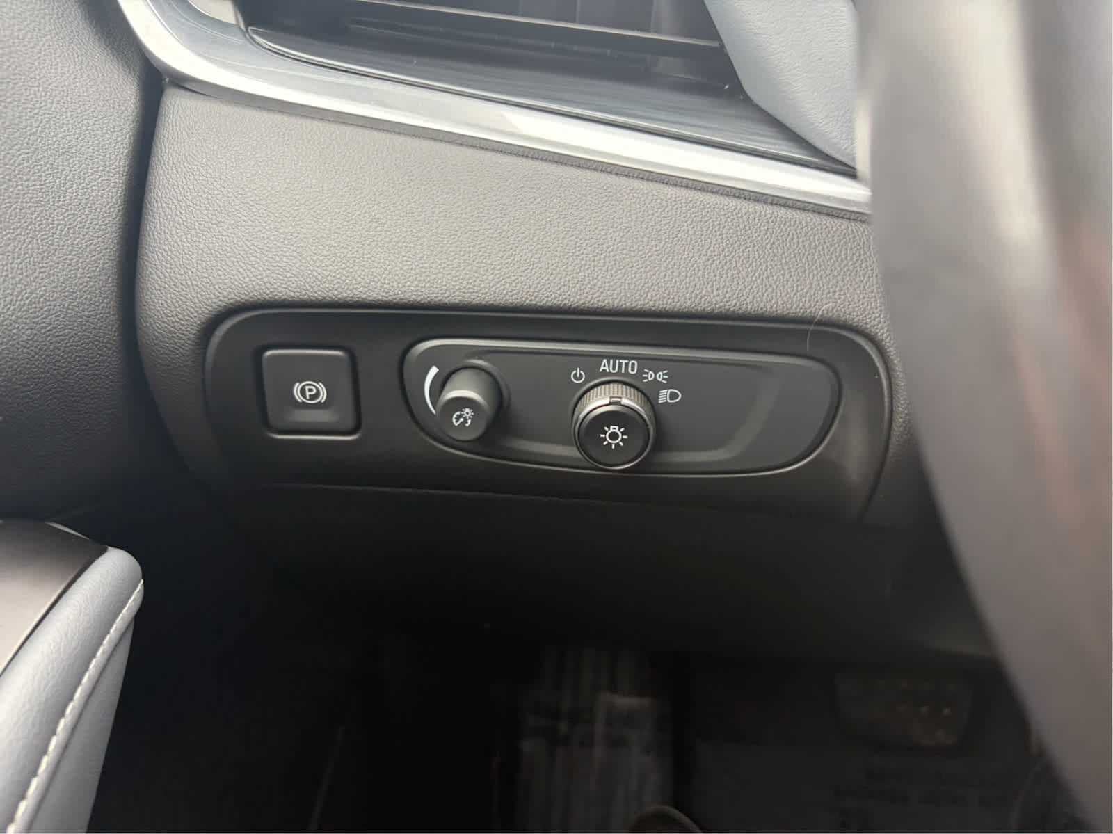 2020 Buick Enclave Essence