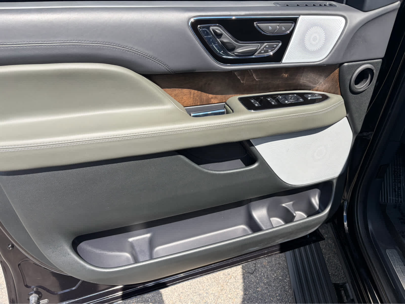 2024 Lincoln Navigator Black Label