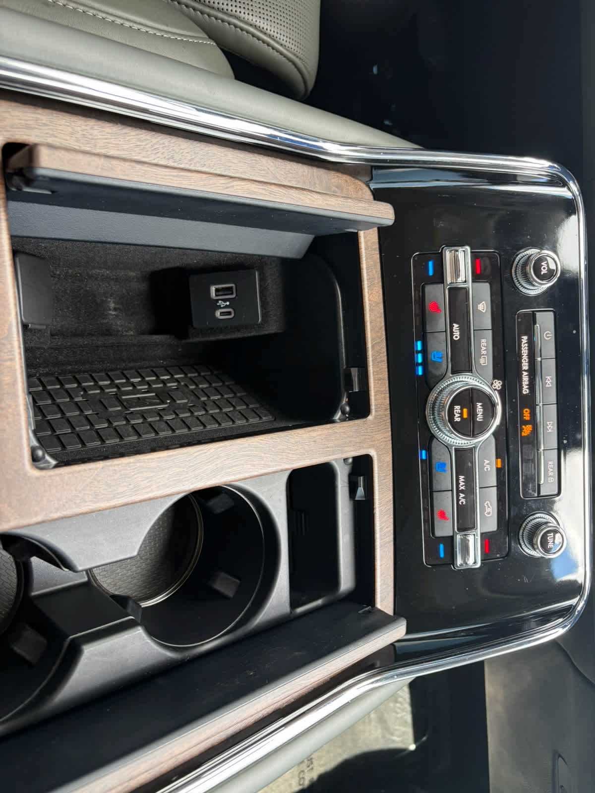 2024 Lincoln Navigator Black Label