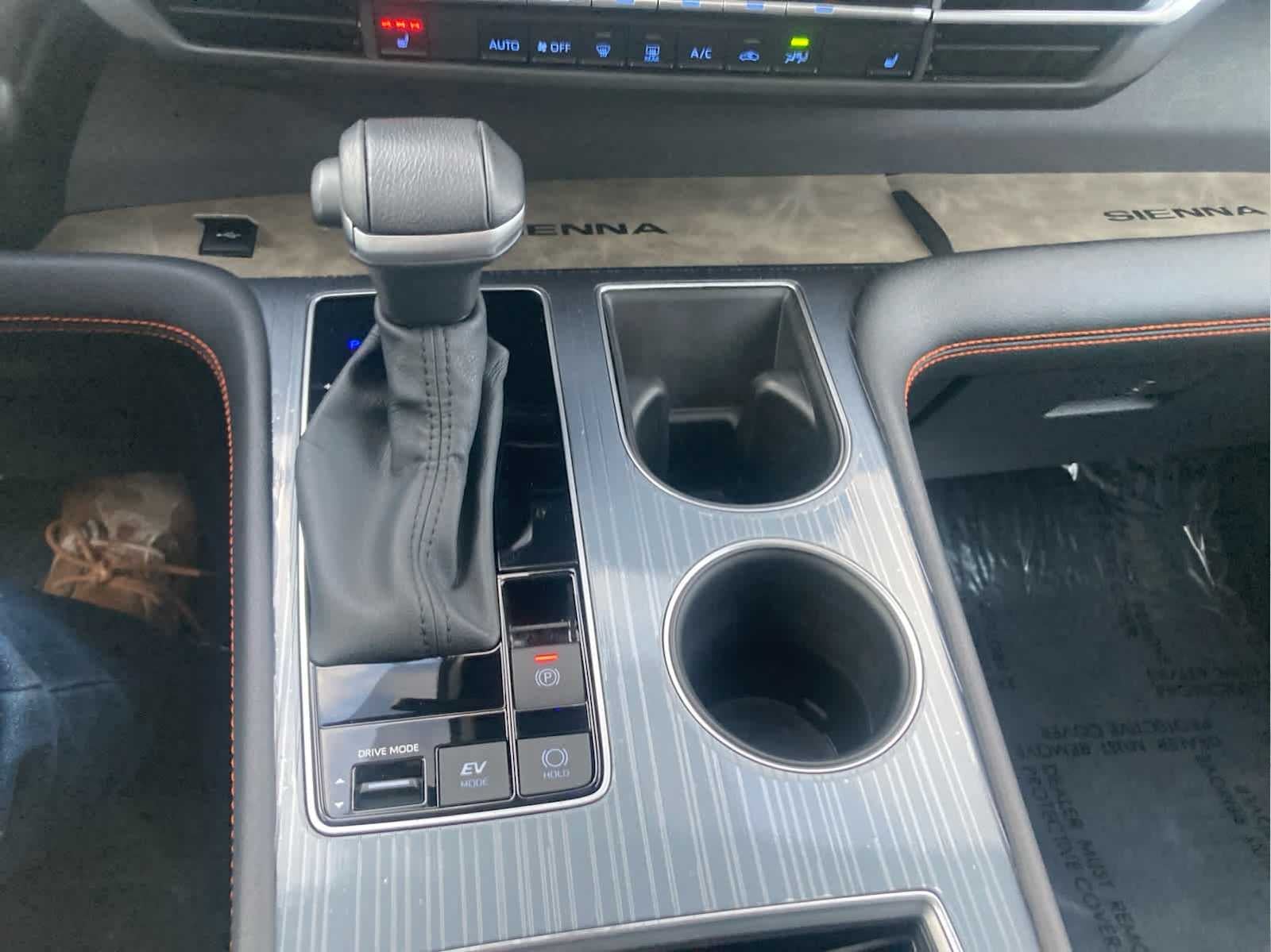 2024 Toyota Sienna XSE