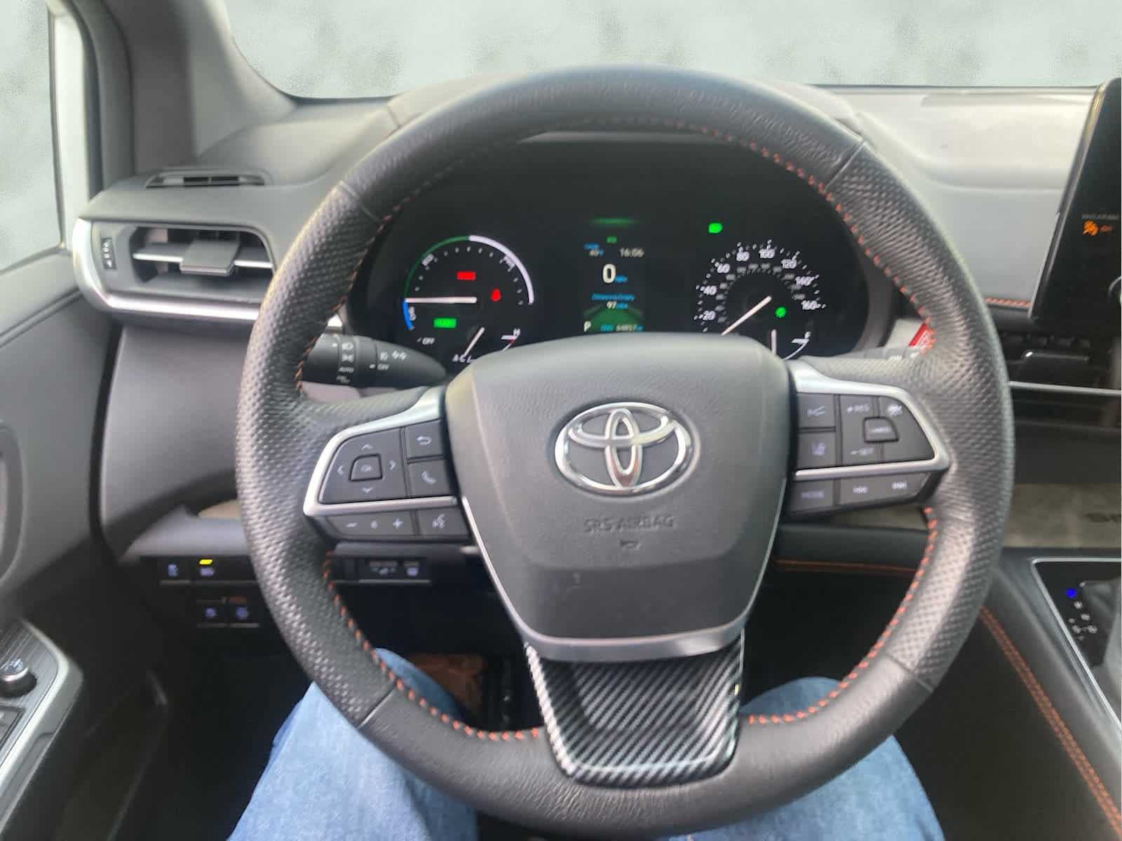 2024 Toyota Sienna XSE