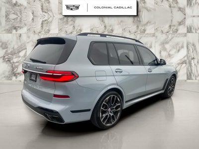2023 BMW X7 M60i