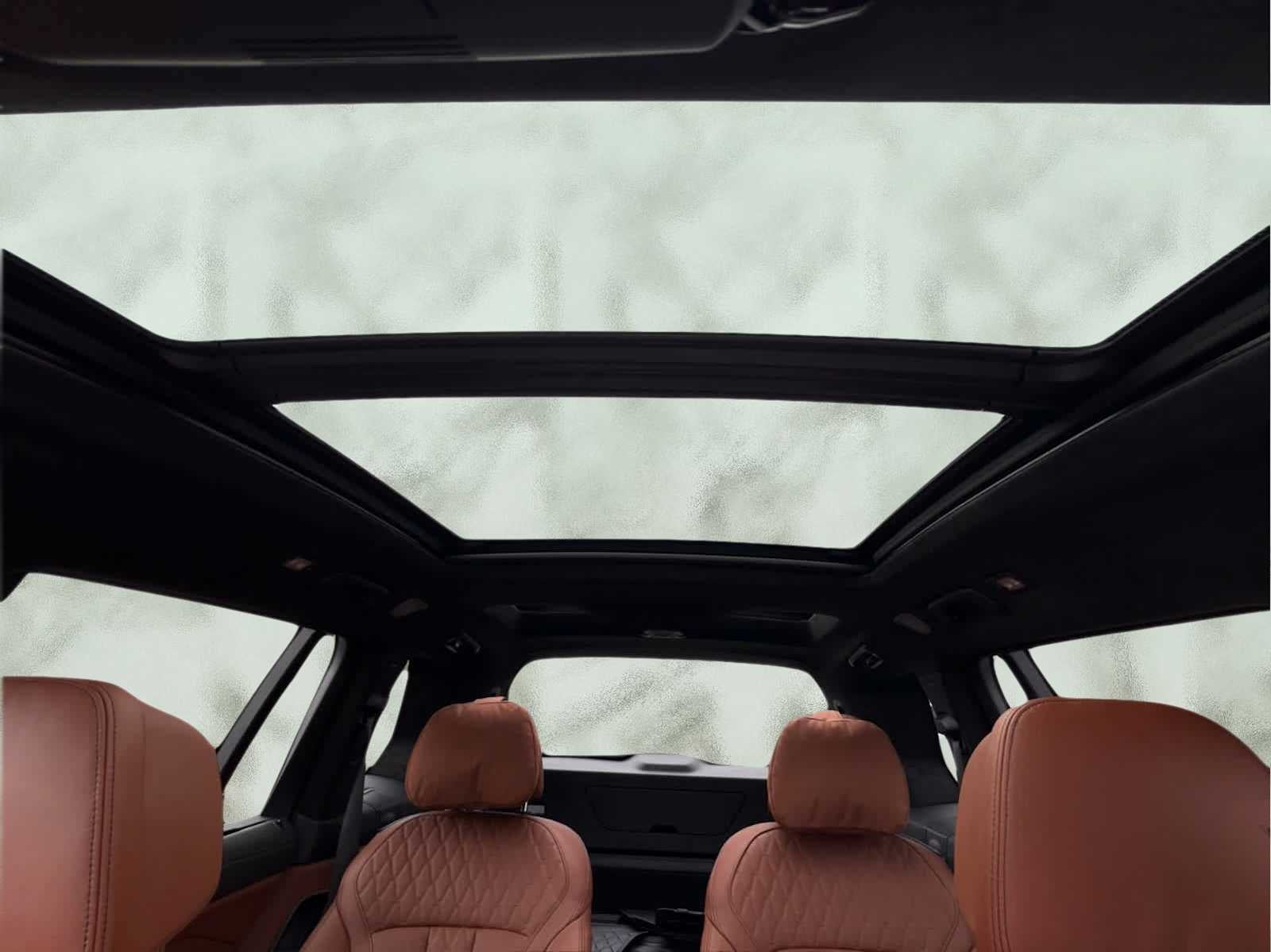 2024 BMW X7 M60i