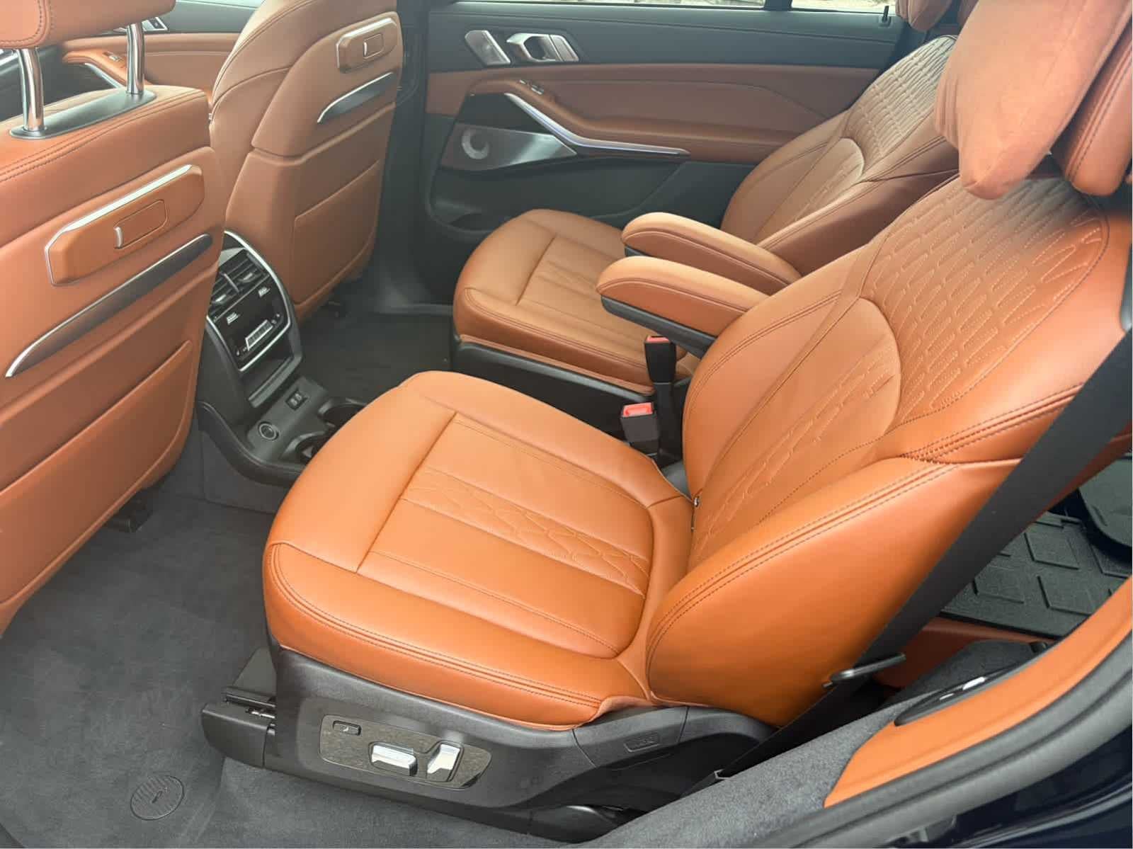 2024 BMW X7 M60i