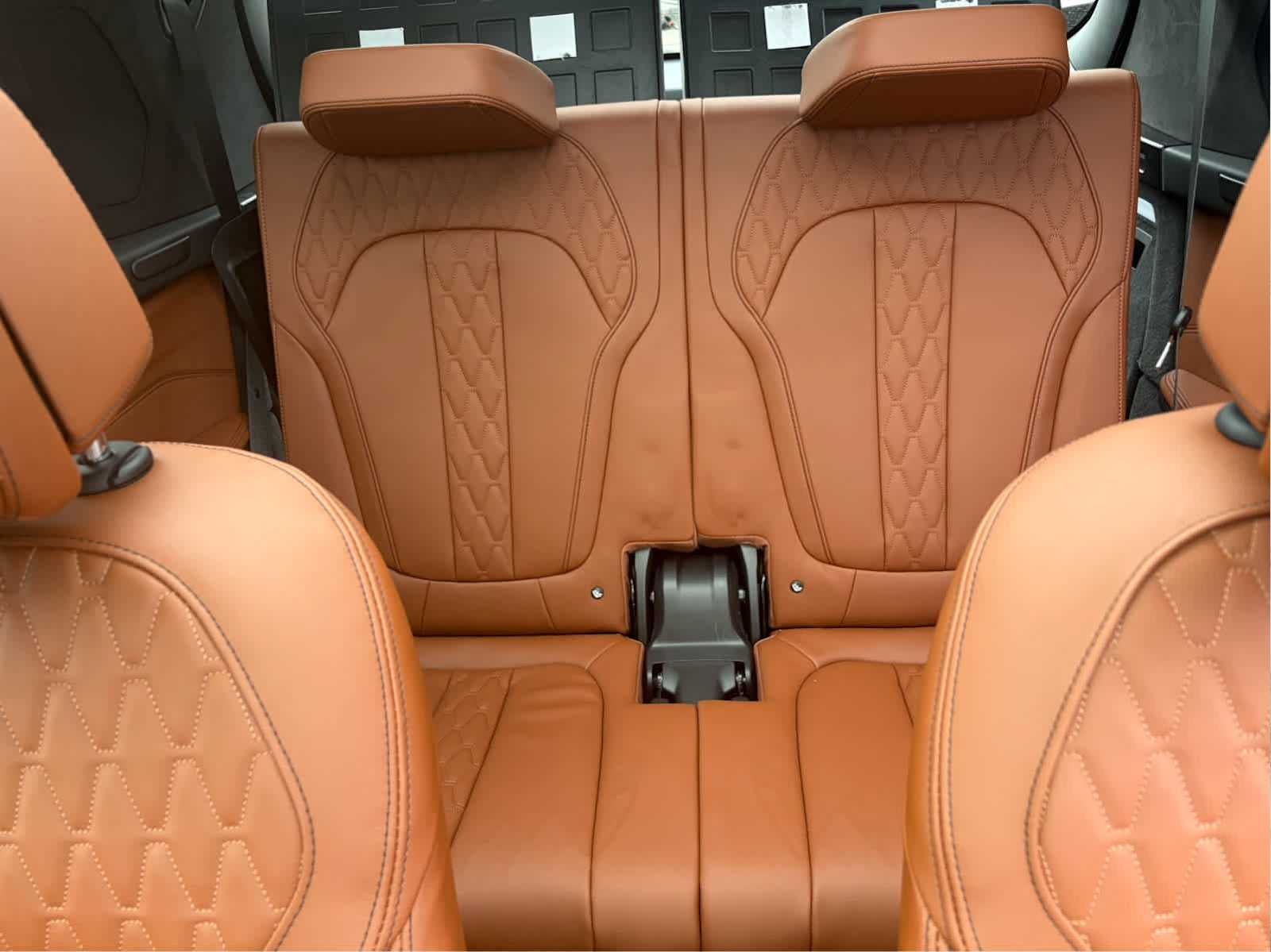2024 BMW X7 M60i
