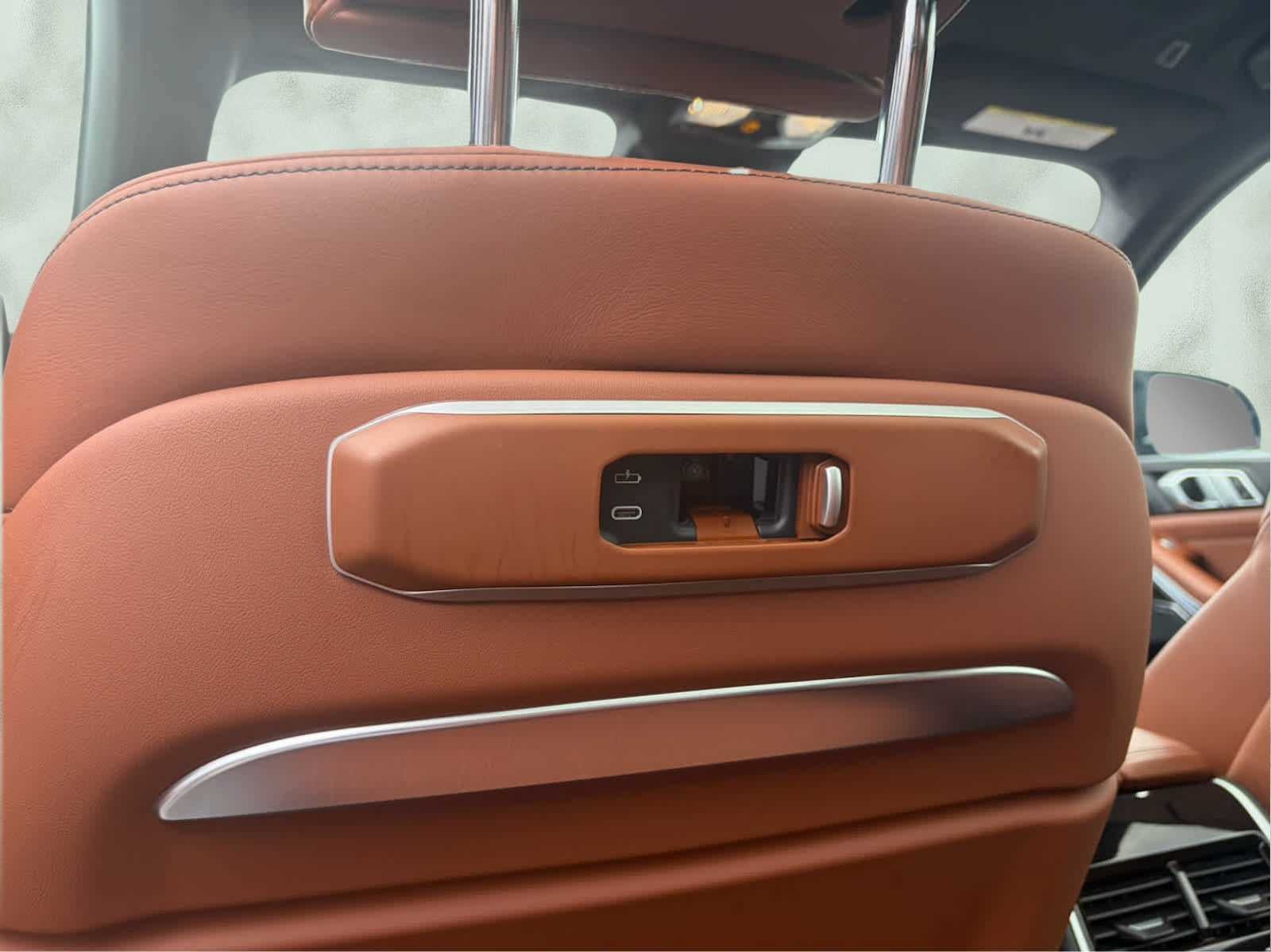 2024 BMW X7 M60i