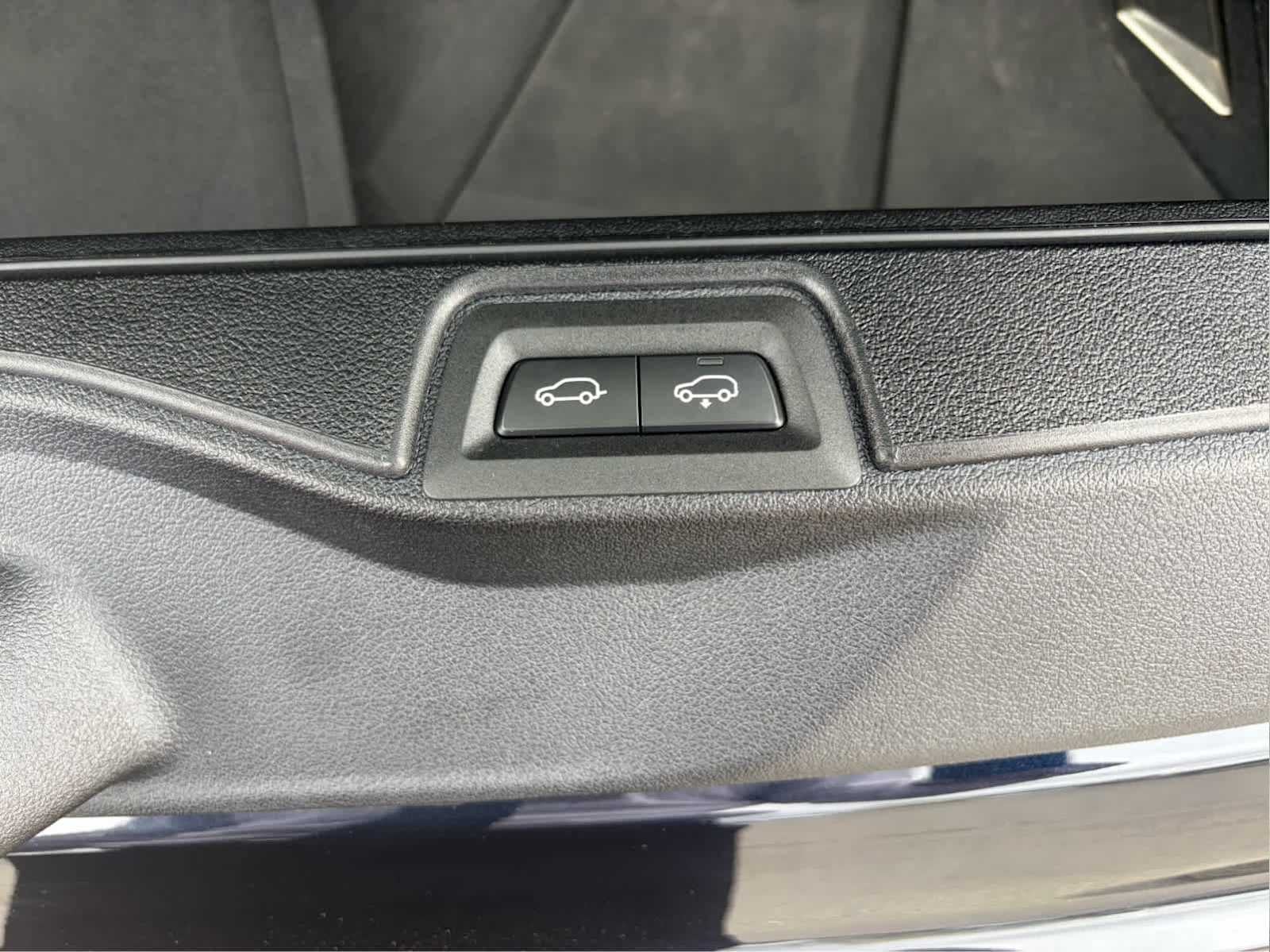 2024 BMW X7 M60i