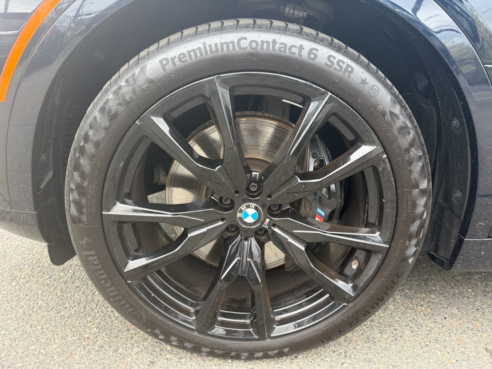 2024 BMW X7 M60i