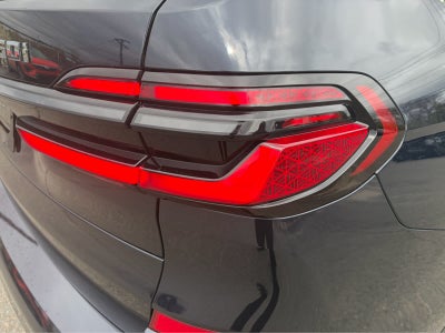 2024 BMW X7 M60i