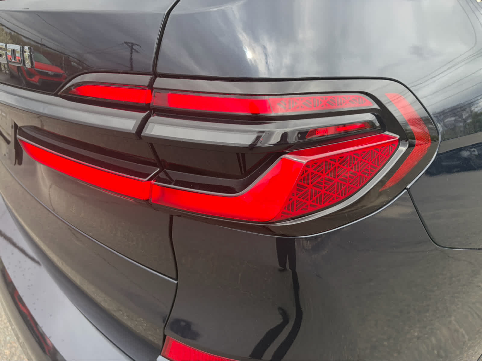 2024 BMW X7 M60i