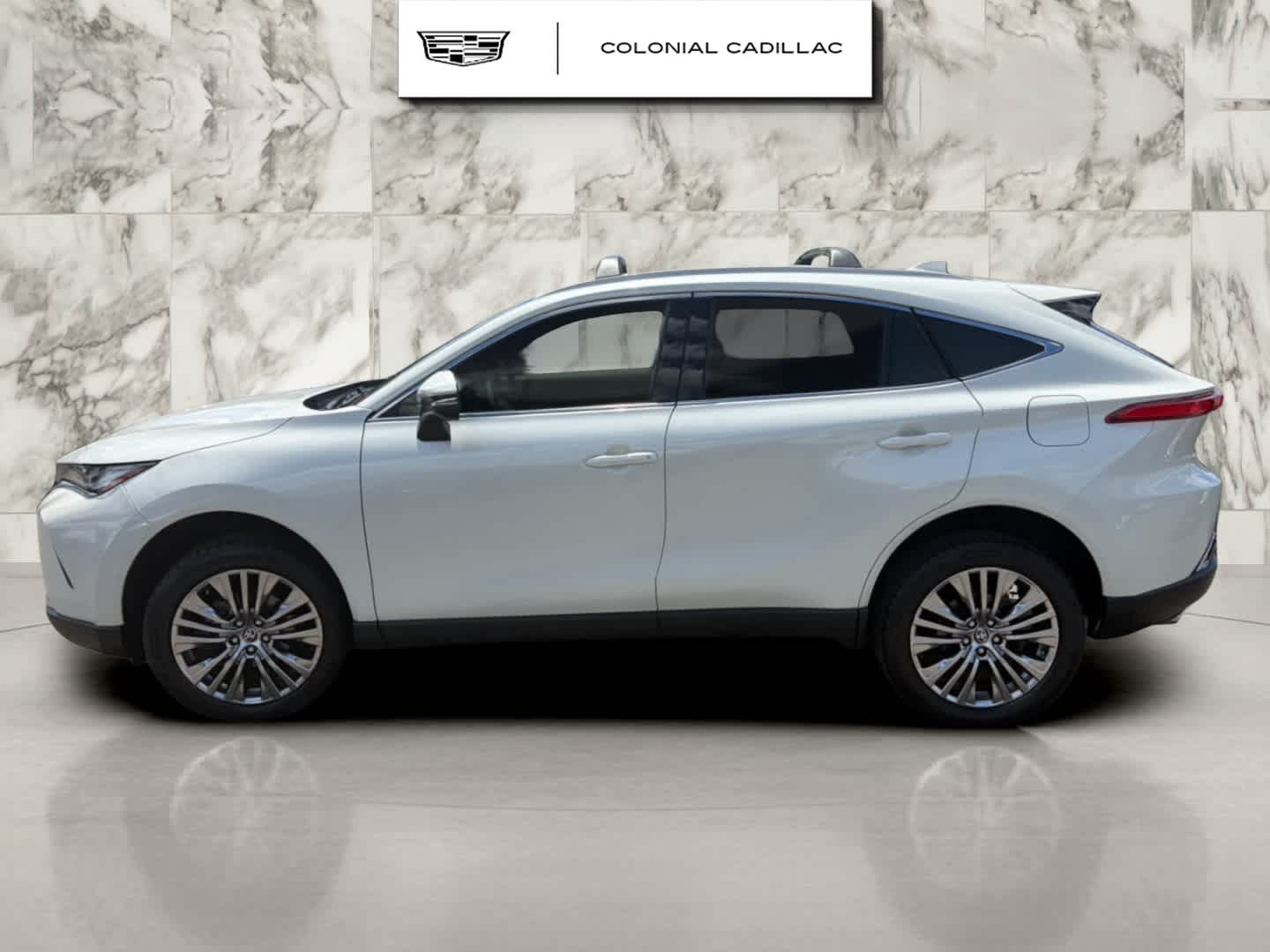 2022 Toyota Venza LE