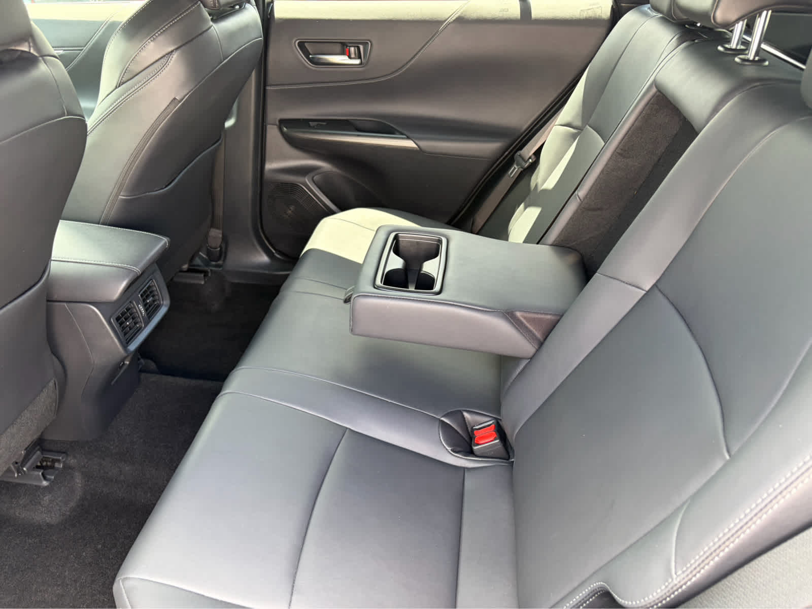 2022 Toyota Venza LE