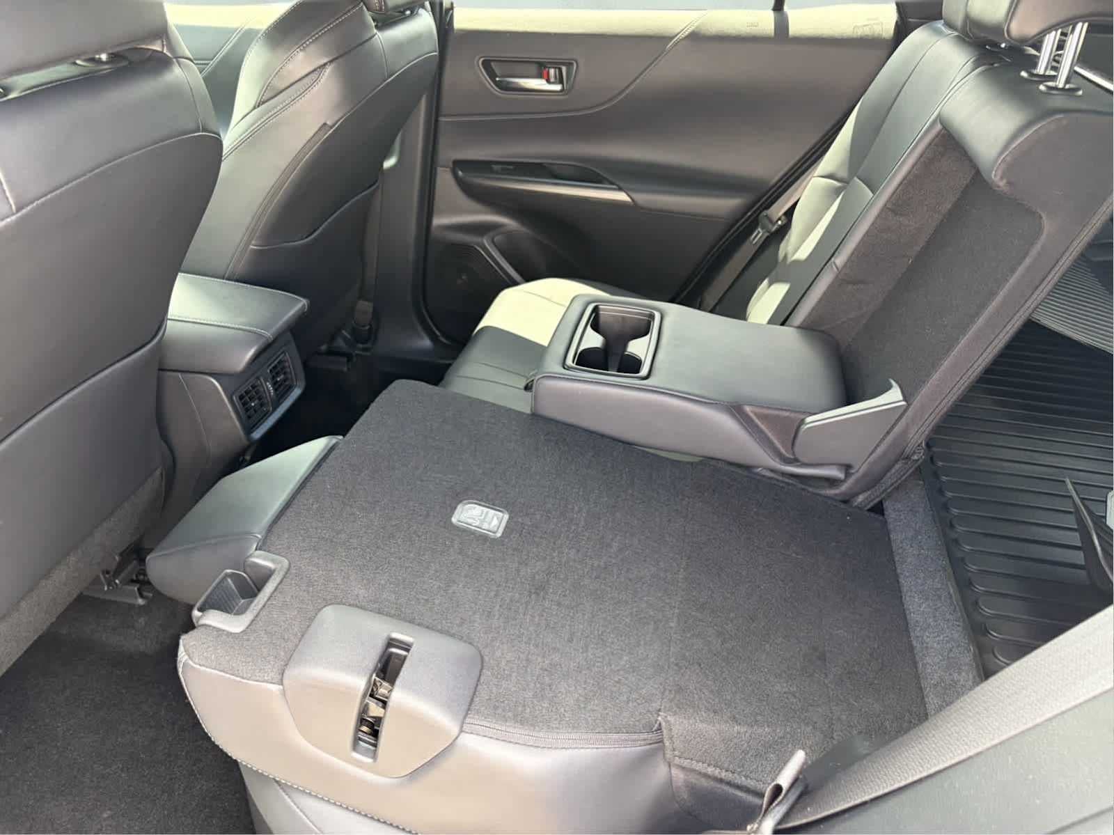 2022 Toyota Venza LE