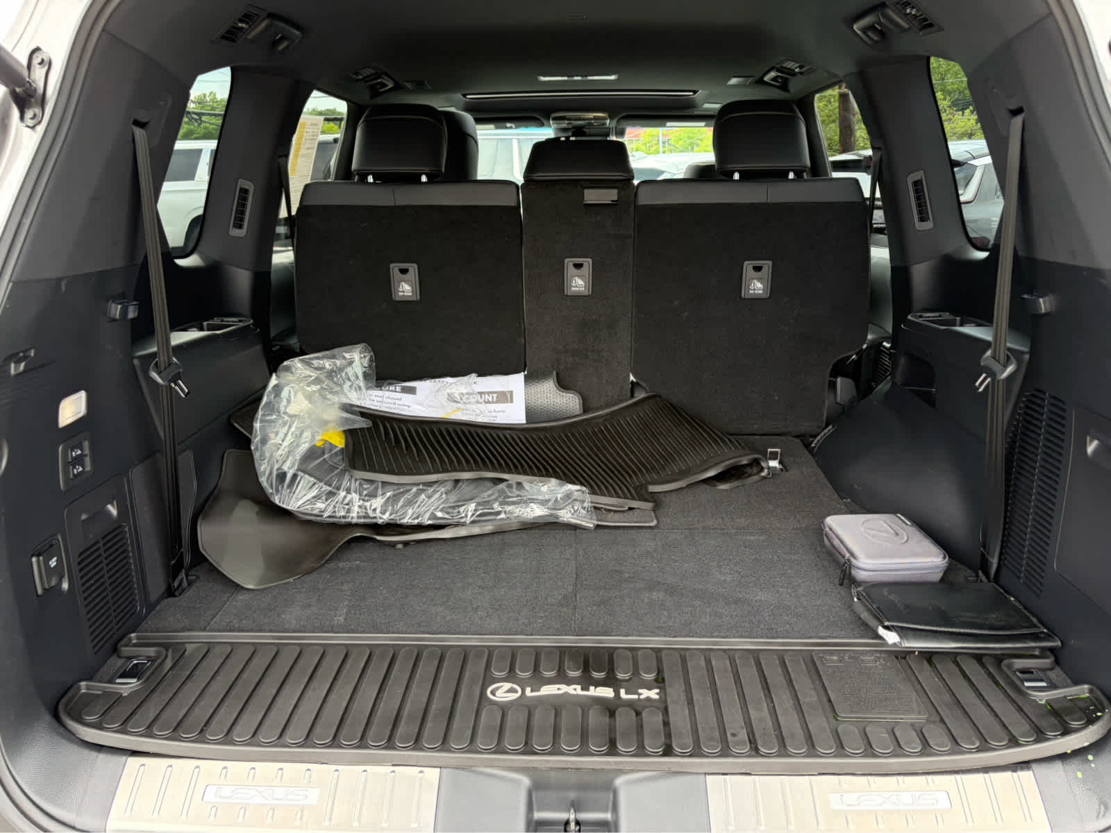 2024 Lexus LX LX 600 Premium
