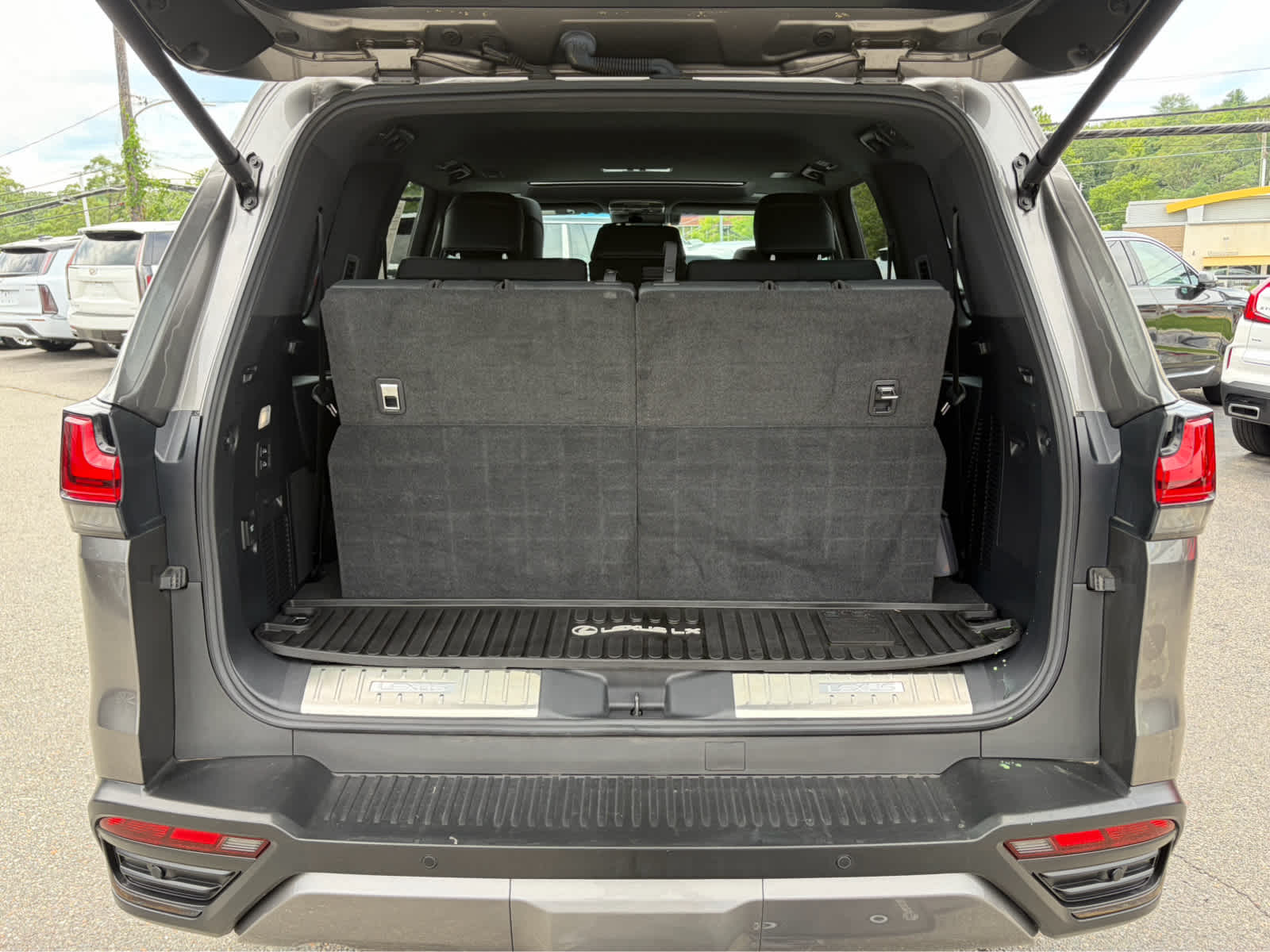 2024 Lexus LX LX 600 Premium
