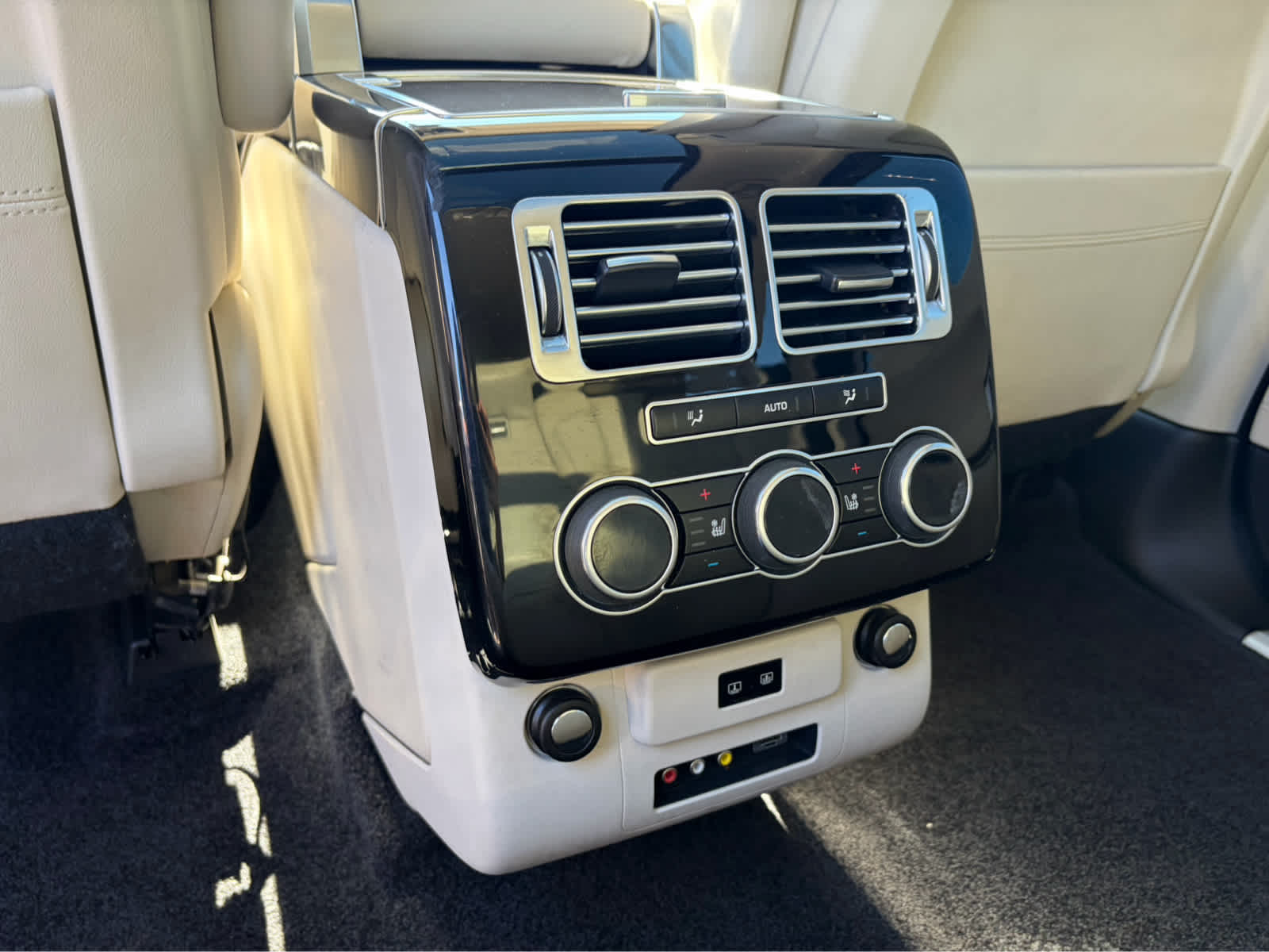 2014 Land Rover Range Rover Supercharged