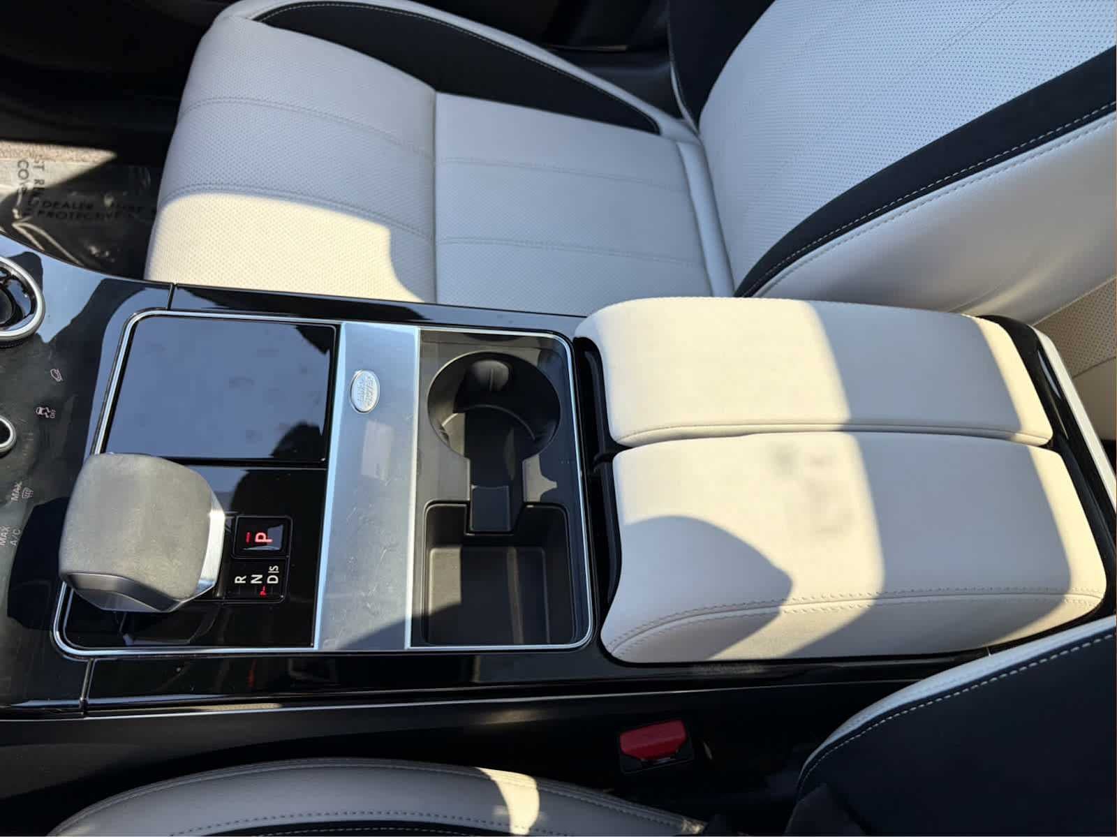 2023 Land Rover Range Rover Velar R-Dynamic S