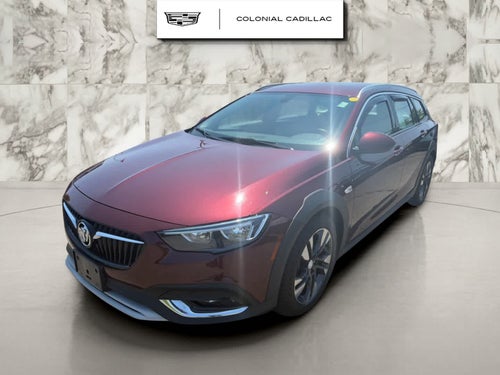 2018 Buick Regal TourX Essence