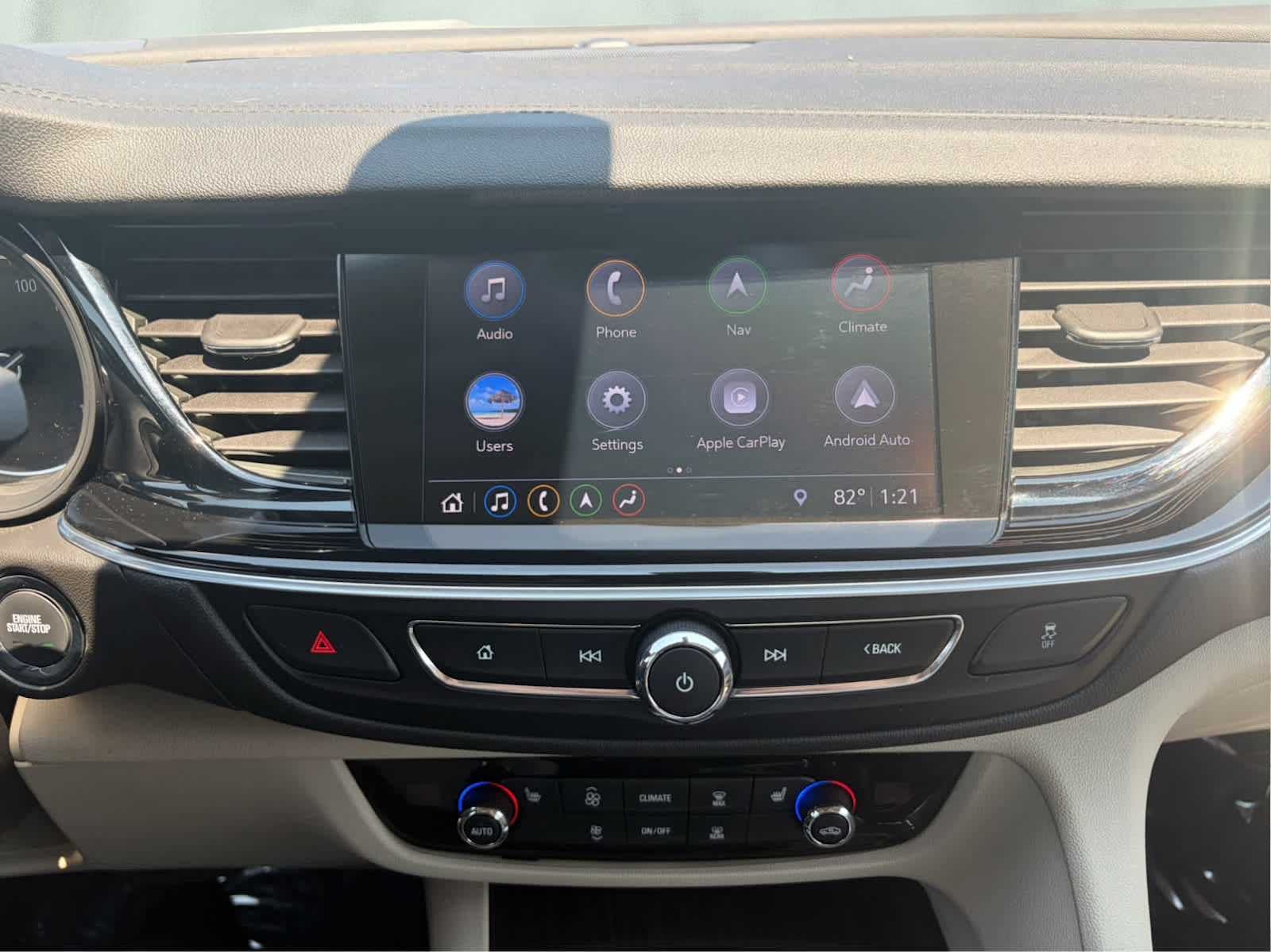 2018 Buick Regal TourX Essence
