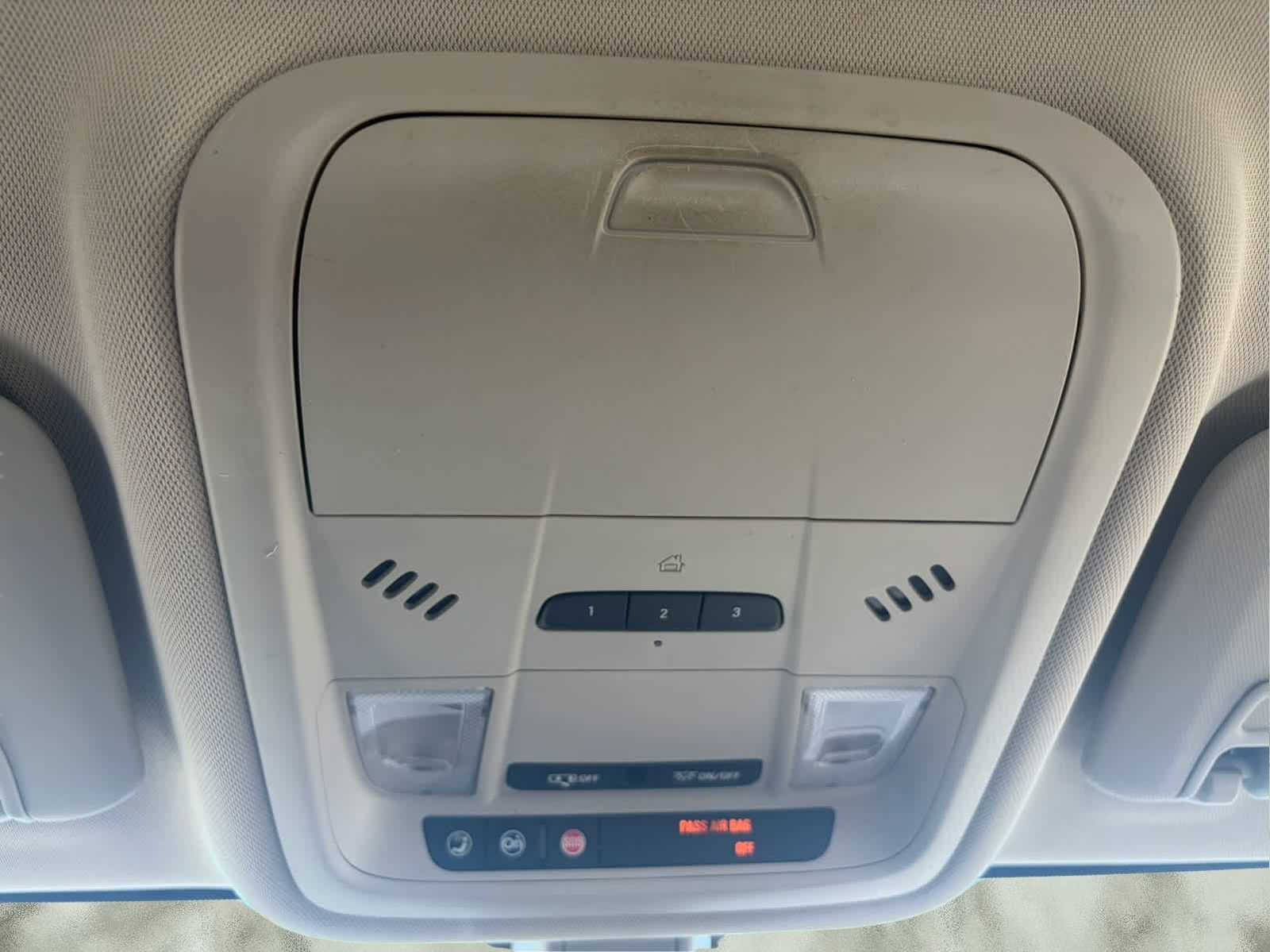 2018 Buick Regal TourX Essence