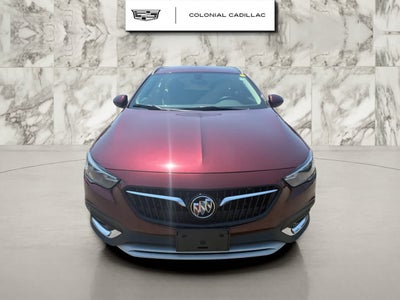 2018 Buick Regal TourX Essence
