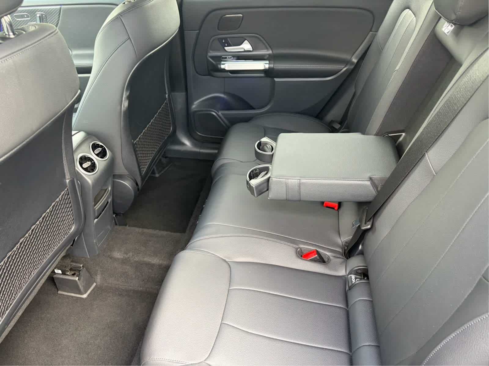 2025 Mercedes-Benz GLB GLB 250