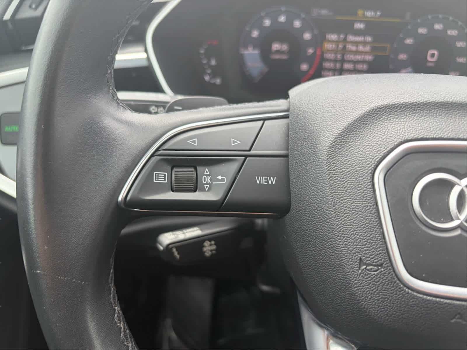 2022 Audi Q3 S line Premium