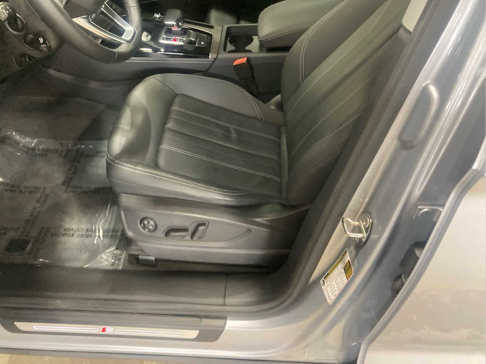 2023 Audi Q5 S line Premium Plus