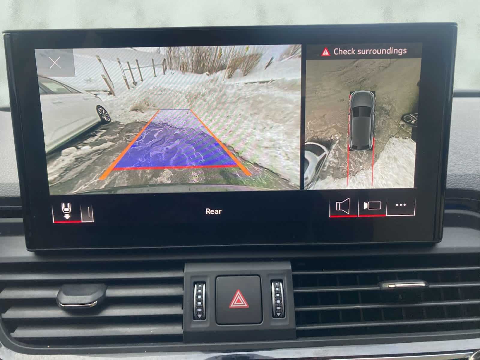 2022 Audi Q5 S line Premium Plus