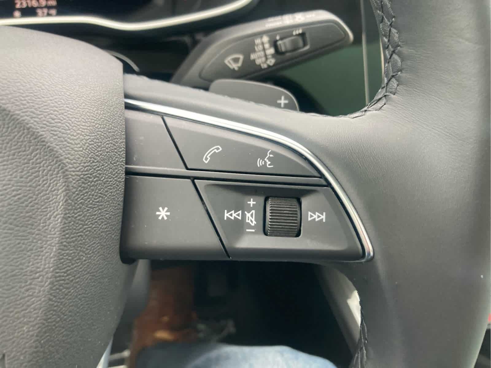 2024 Audi Q3 S line Premium Plus