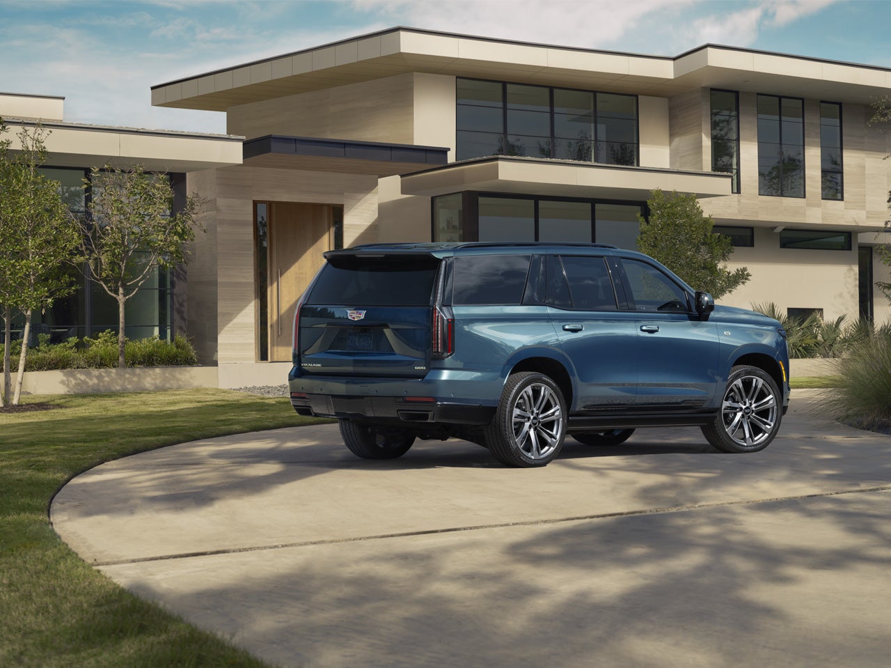 Colonial Cadillac in Woburn MA